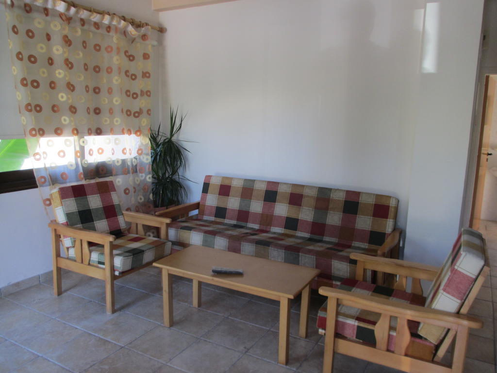 Anastasia Holiday Apartments Klorakas Room photo